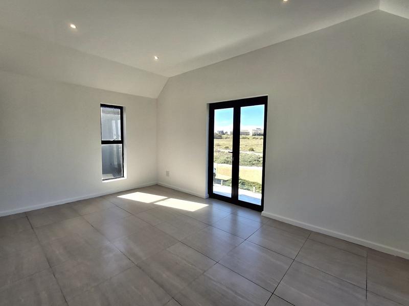 5 Bedroom Property for Sale in Cape St Martin Private Reserve Western Cape